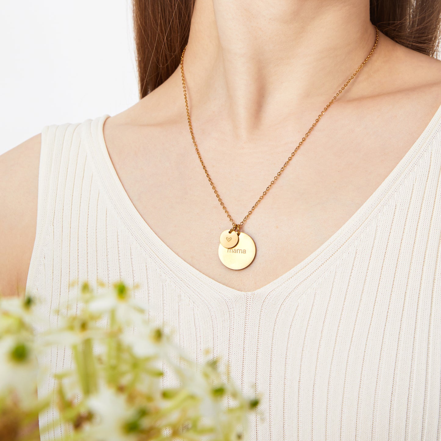 Gold Mama Pendant Necklace